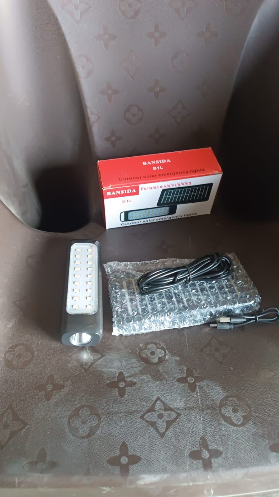 3 Modes Outdoor Indoor Hanging Solar Light Small 18LED & 1 Big LED