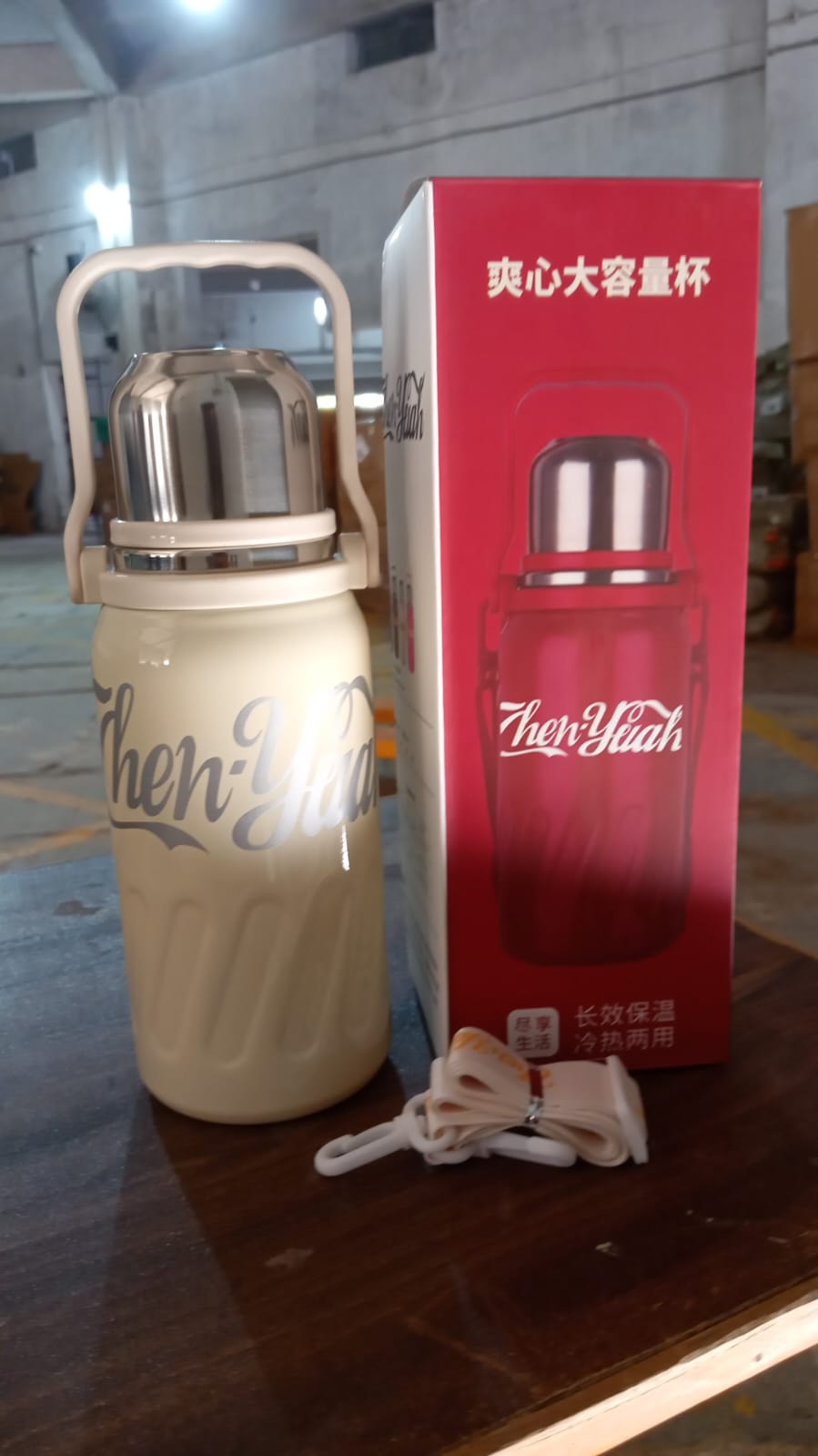 Stainless Steel Vacuum Insulated Water Bottle 1200 ML